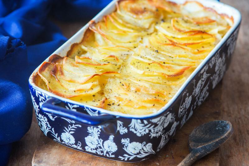 Fırında Sütlü Patates Tarifi ve Malzemeleri