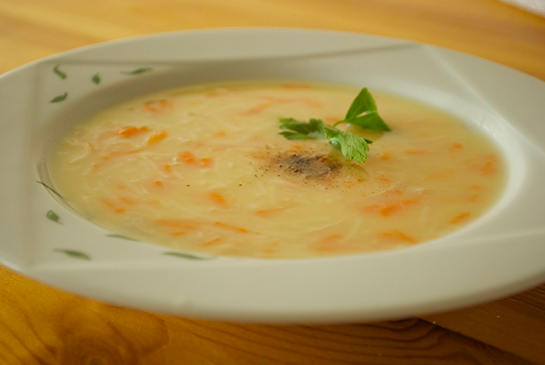 Sütlü Arpa Şehriye Çorbası Tarifi ve Malzemeleri